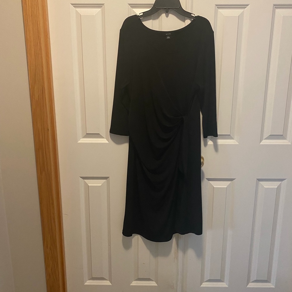 Black Alfani long sleeve dress, size Large